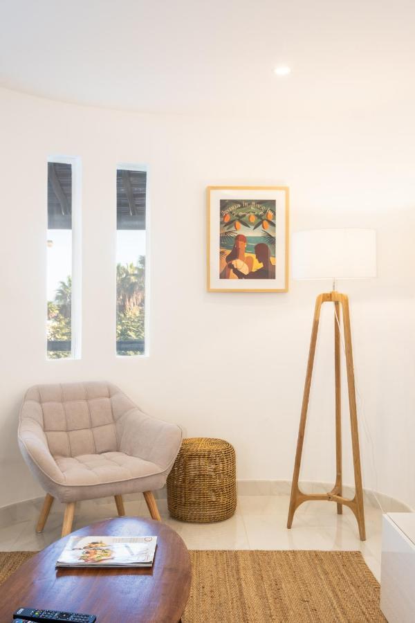 Beach Praia - Sleep 5 - Pool - Free Wi-Fi - Air Con Albufeira Luaran gambar